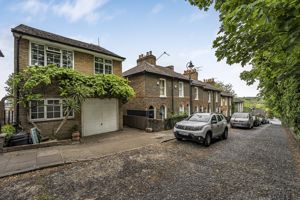 Photo 26- click for photo gallery